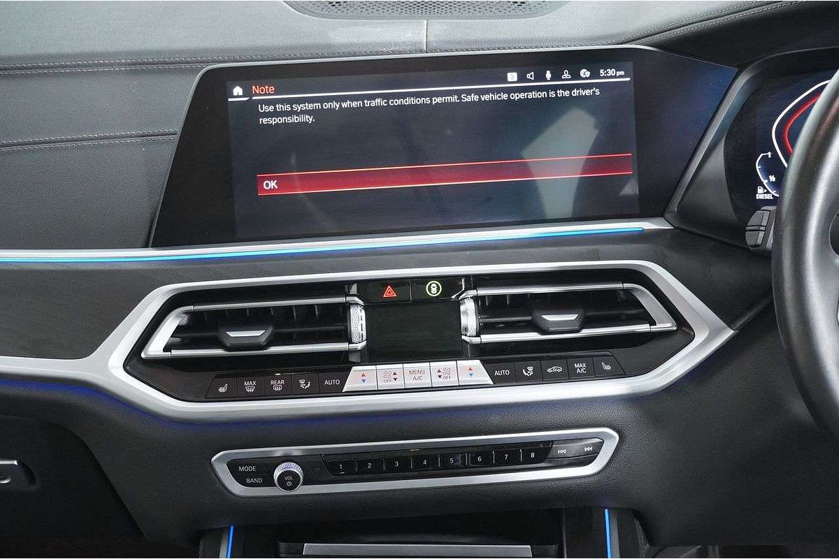 2022 BMW X7 xDrive30d G07