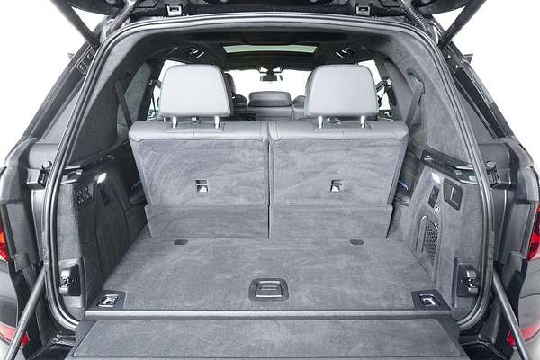 2022 BMW X7 xDrive30d G07