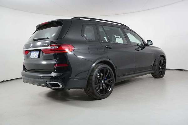 2022 BMW X7 xDrive30d G07