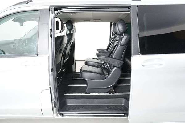 2020 Mercedes-Benz V-Class V220 d 447