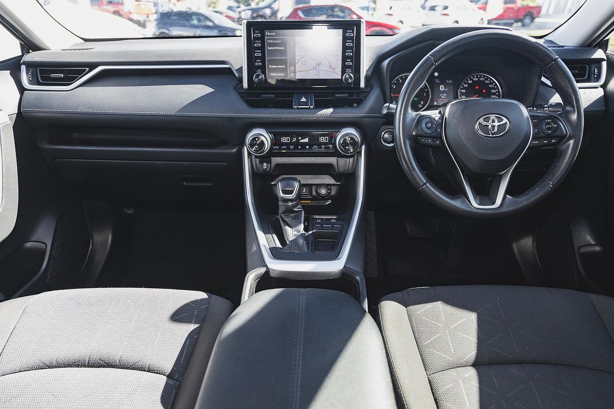 2020 Toyota RAV4 GXL MXAA52R