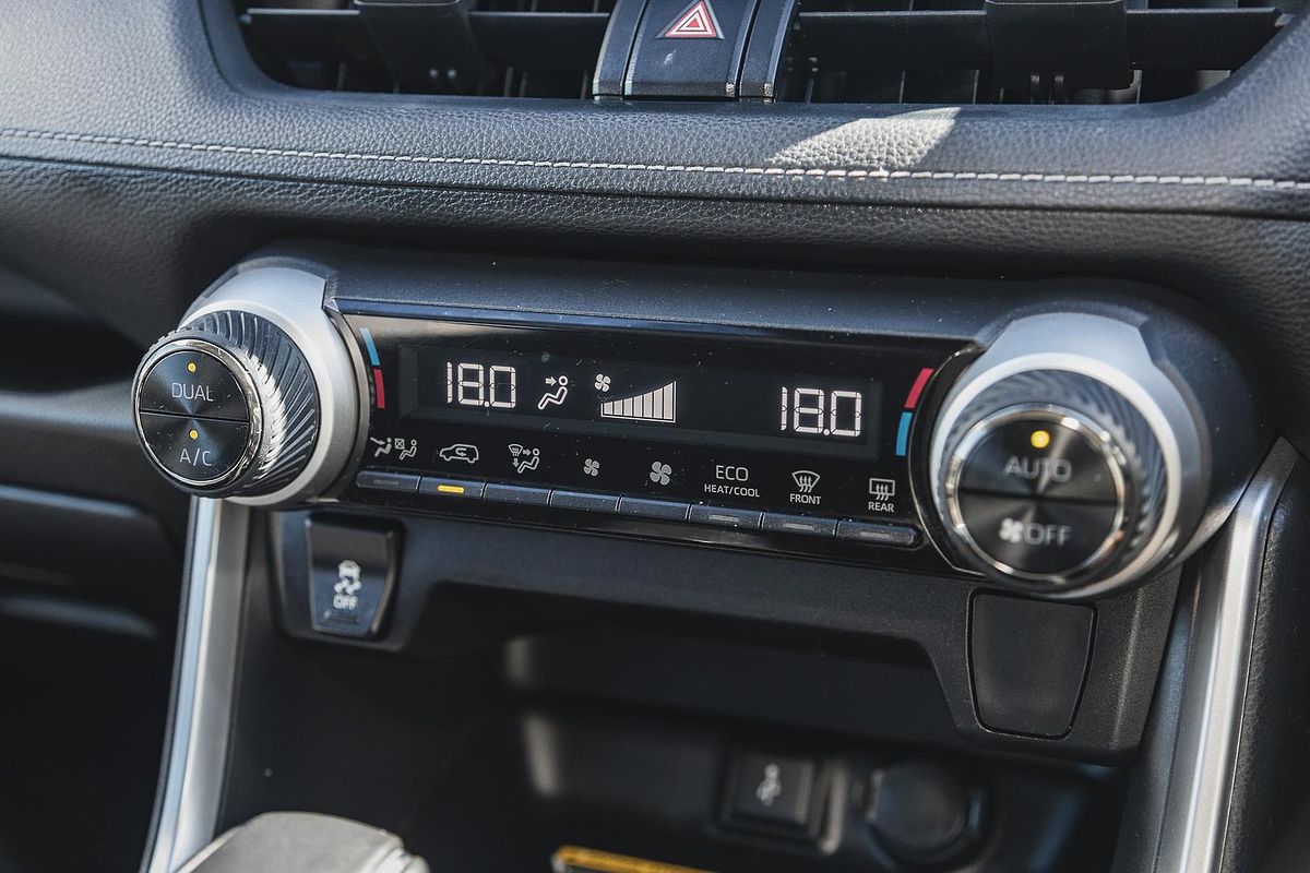 2020 Toyota RAV4 GXL MXAA52R