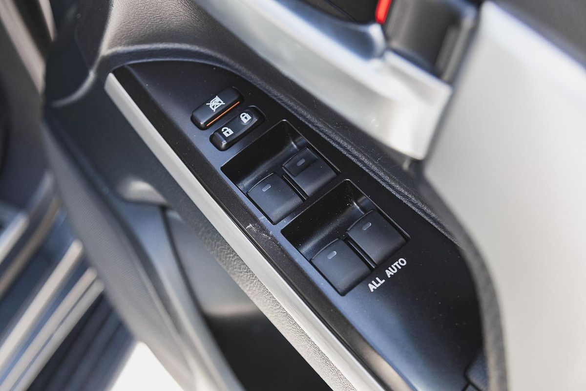 2019 Toyota Landcruiser VX VDJ200R