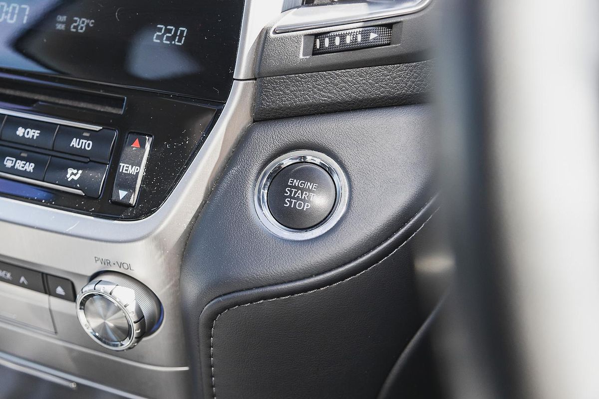 2019 Toyota Landcruiser VX VDJ200R