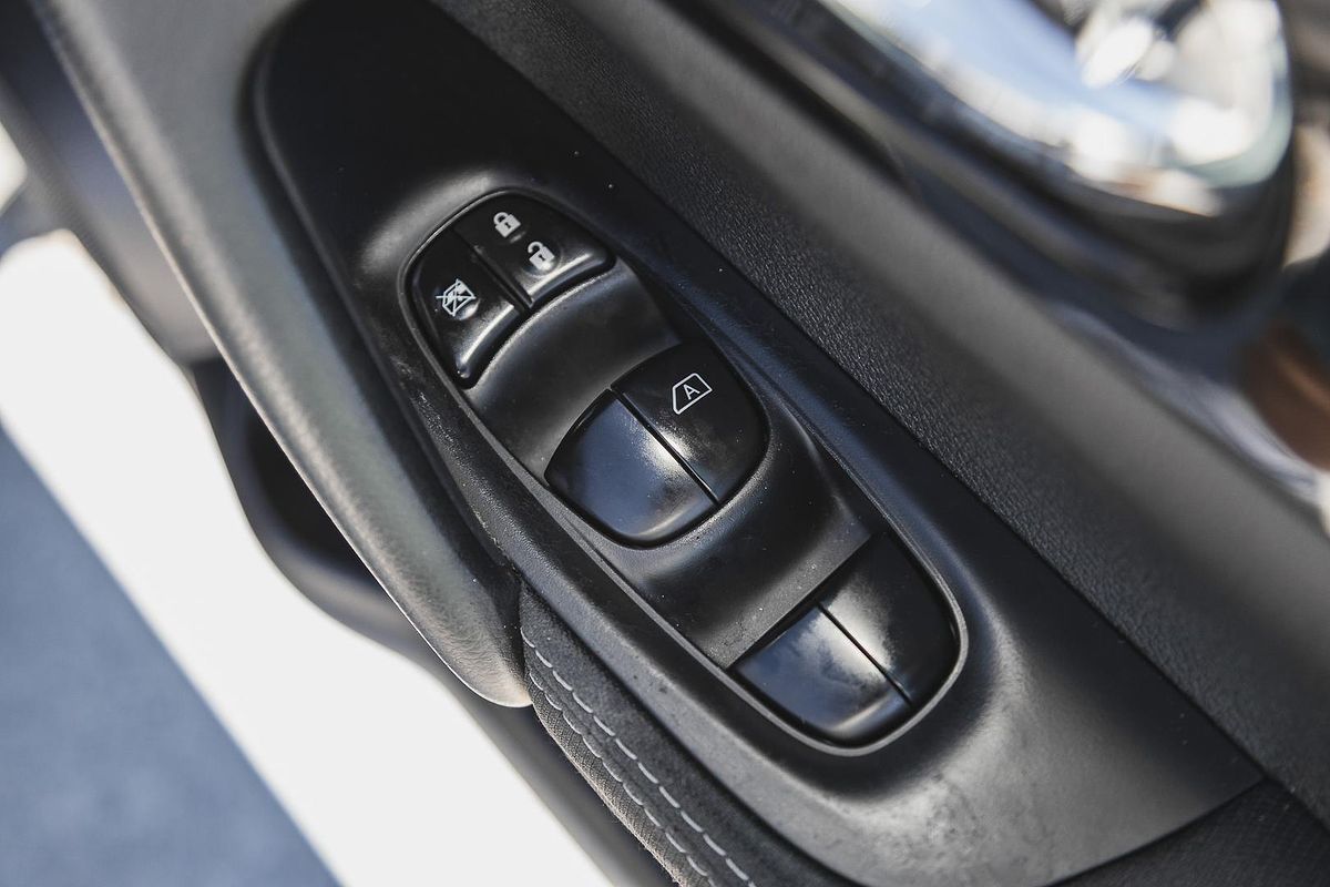 2015 Nissan QASHQAI TS J11
