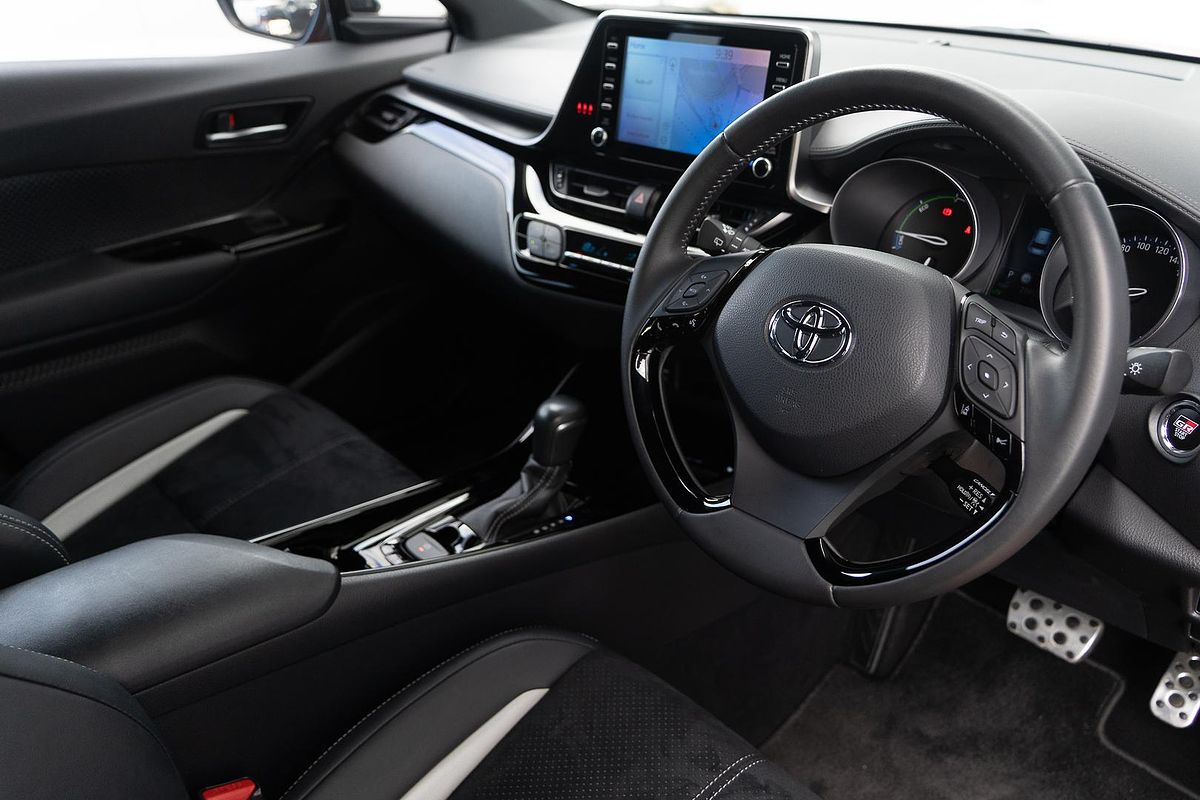 2021 Toyota C-HR GR Sport ZYX10R