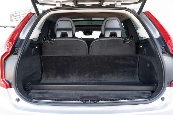 2021 Volvo XC90 T6 Inscription