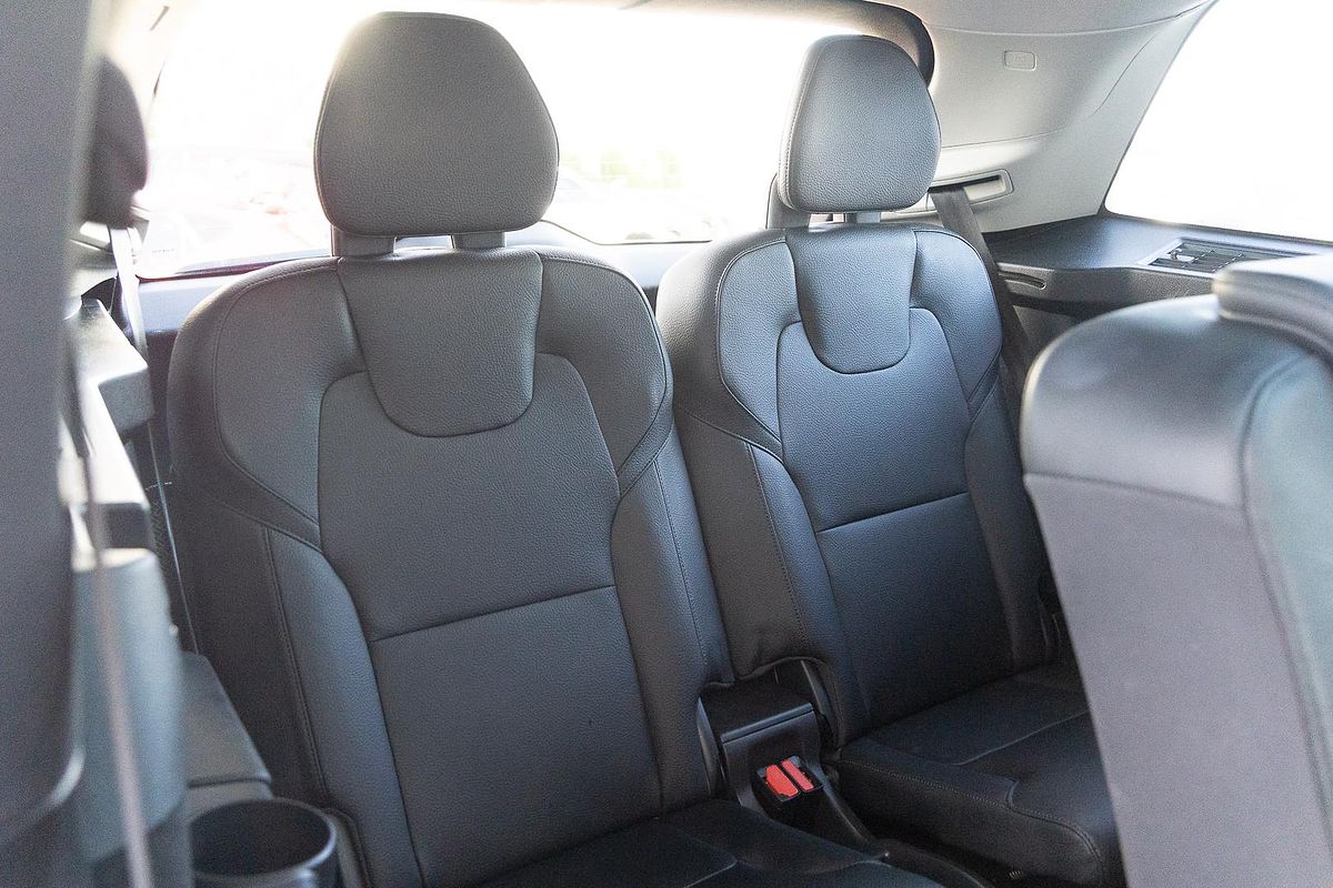 2021 Volvo XC90 T6 Inscription