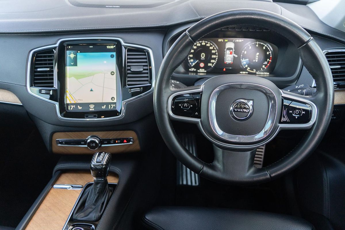 2021 Volvo XC90 T6 Inscription
