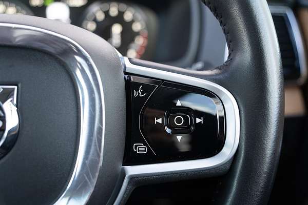2021 Volvo XC90 T6 Inscription