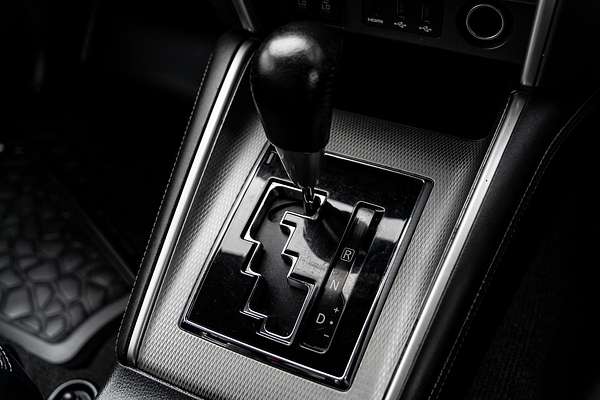 2019 Mitsubishi Triton GLS Premium MR 4X4