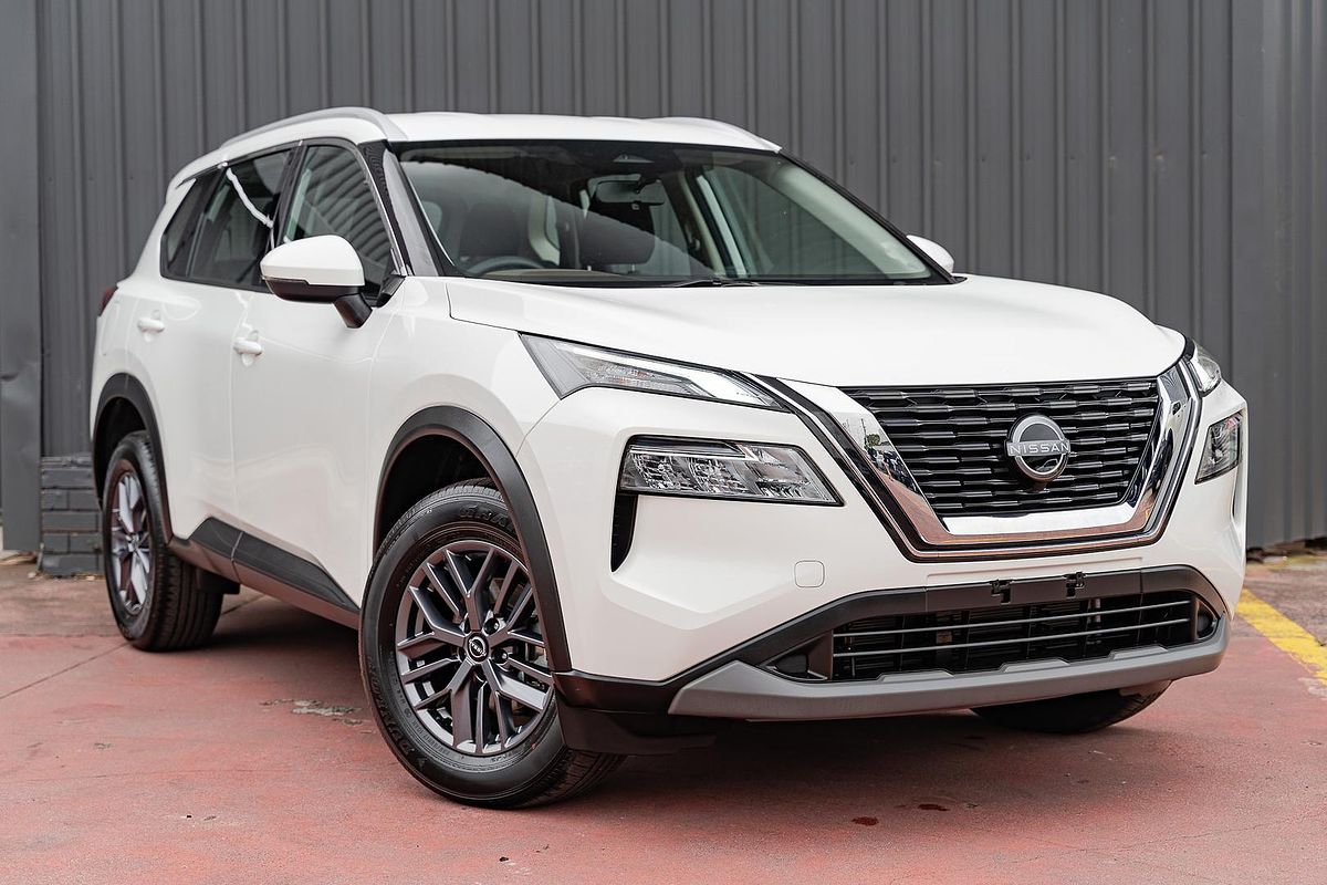 2024 Nissan X-TRAIL ST T33