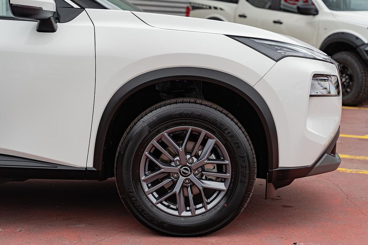 2024 Nissan X-TRAIL ST T33