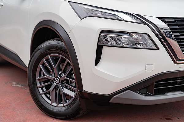 2024 Nissan X-TRAIL ST T33