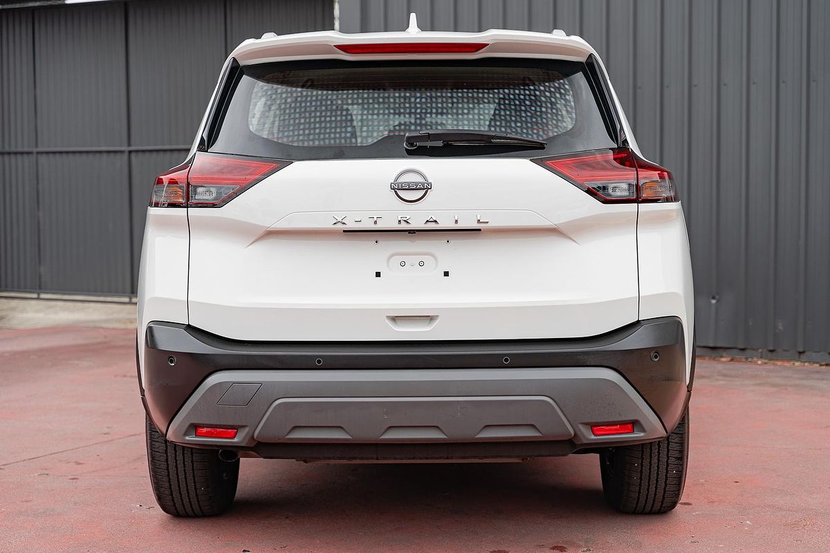 2024 Nissan X-TRAIL ST T33