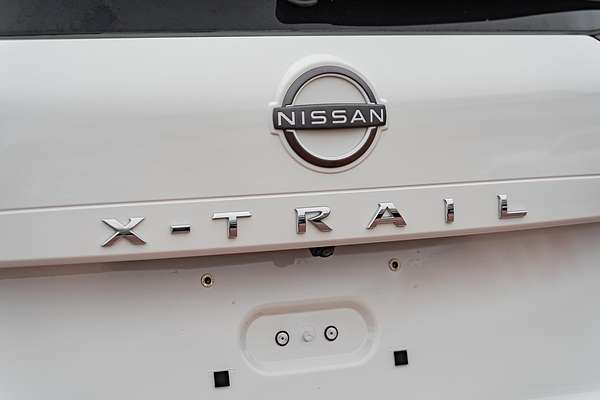 2024 Nissan X-TRAIL ST T33