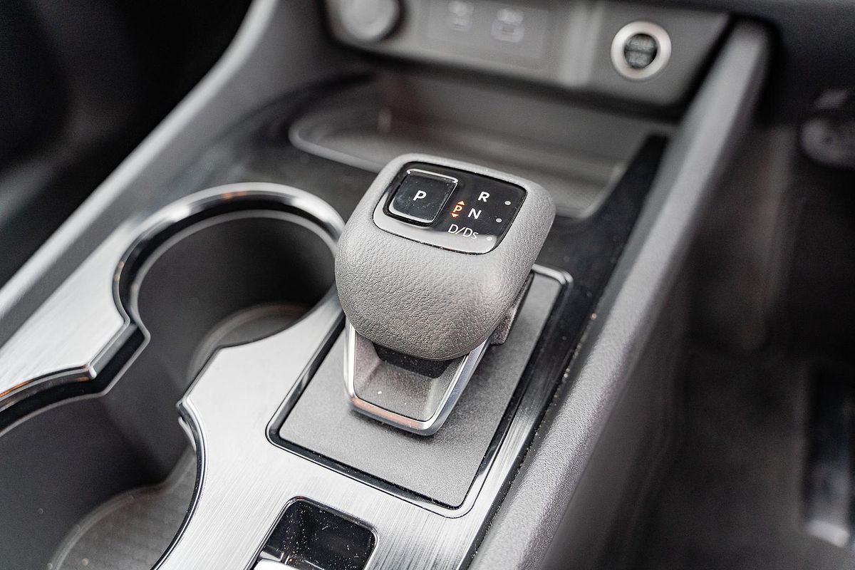 2024 Nissan X-TRAIL ST T33
