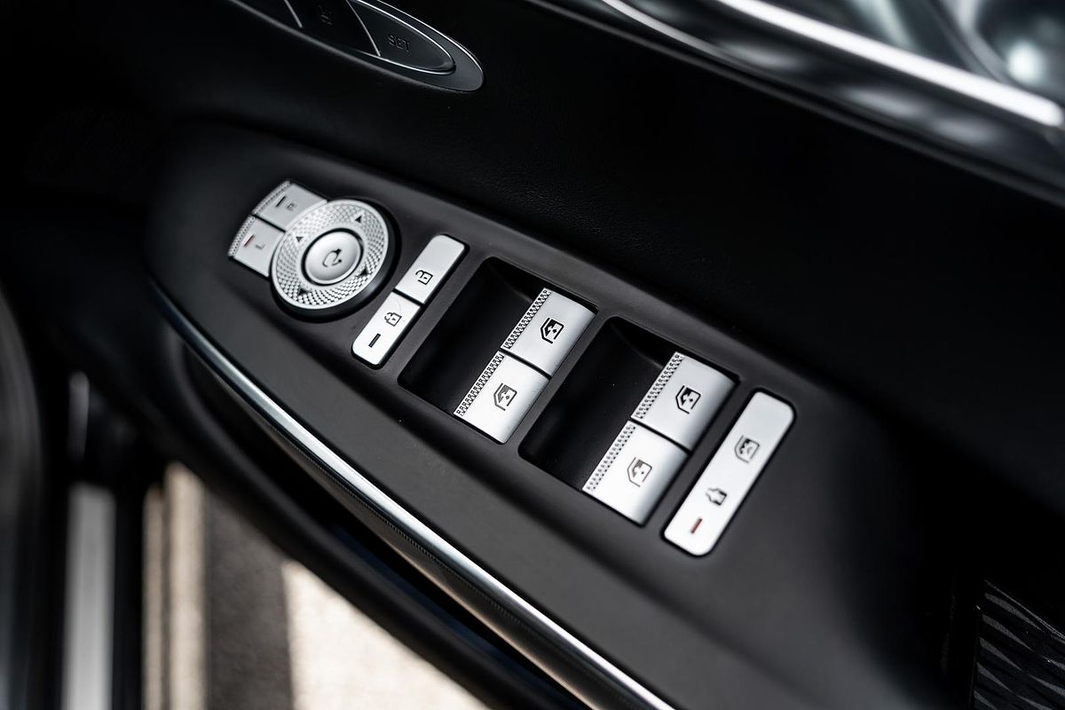2021 Genesis GV70 3.5T AWD Sport JK.V1