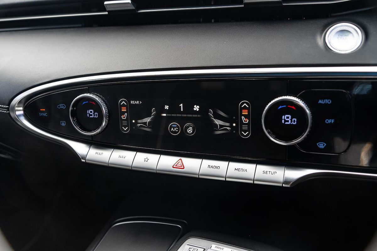 2021 Genesis GV70 3.5T AWD Sport JK.V1