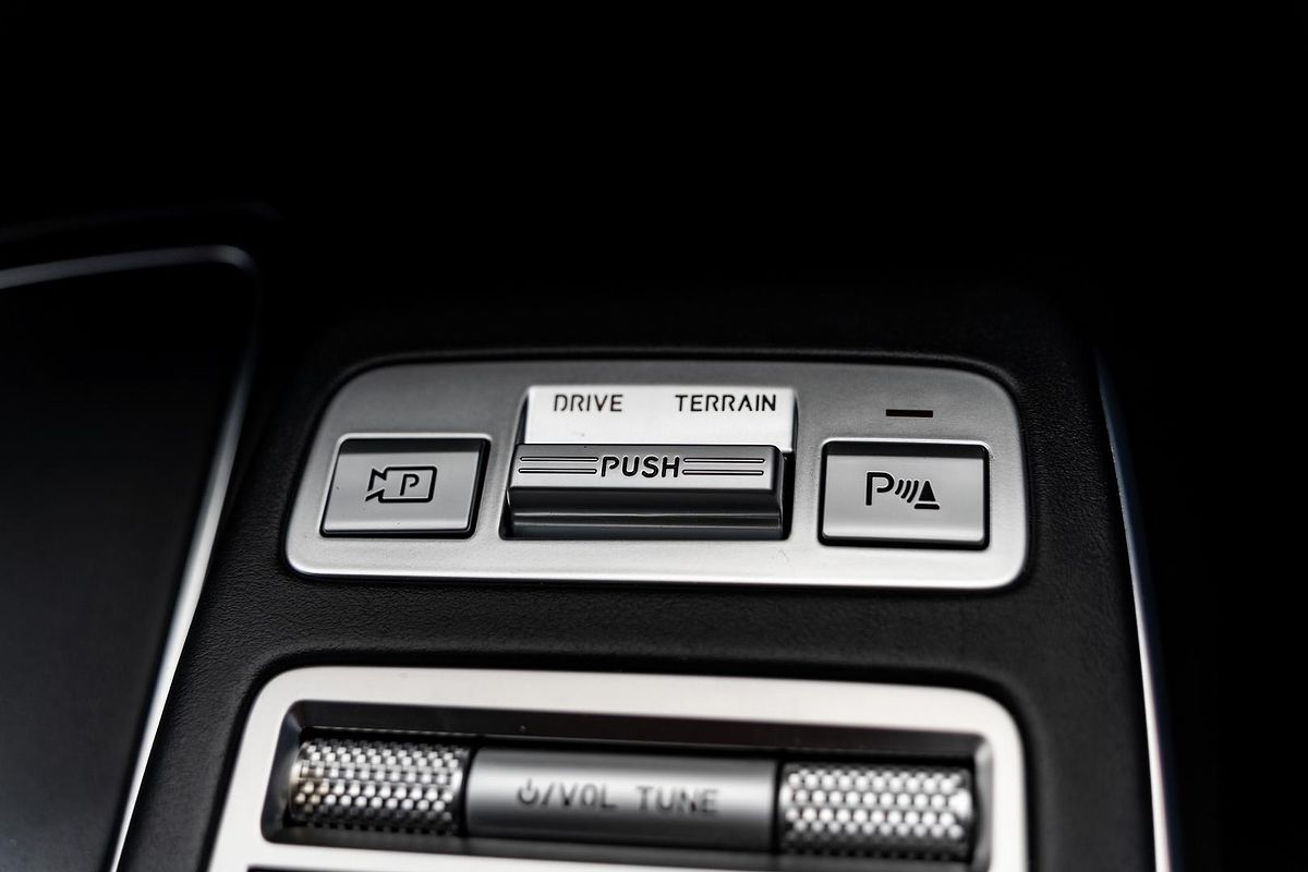 2021 Genesis GV70 3.5T AWD Sport JK.V1