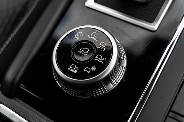 2023 Mitsubishi Outlander LS ZM