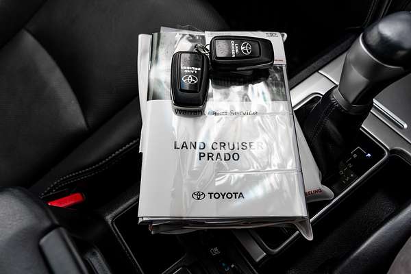 2022 Toyota Landcruiser Prado VX GDJ150R