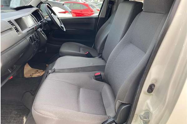 2011 Toyota Hiace DX 4WD