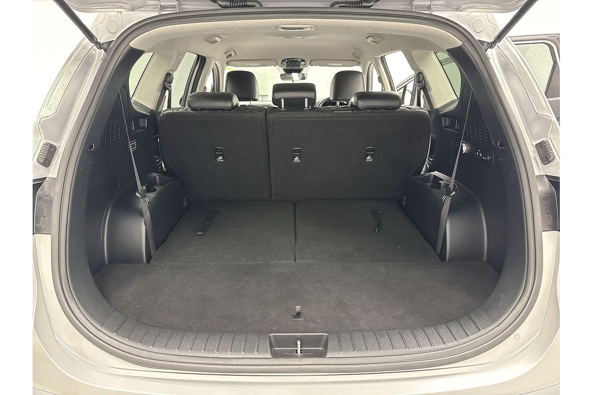 2020 Hyundai Santa Fe Elite TM.2
