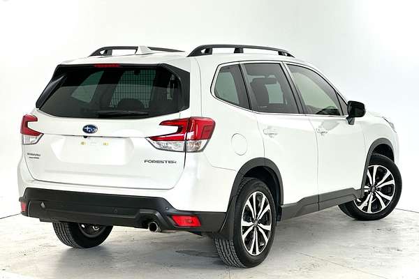 2023 Subaru Forester 2.5i Premium S5