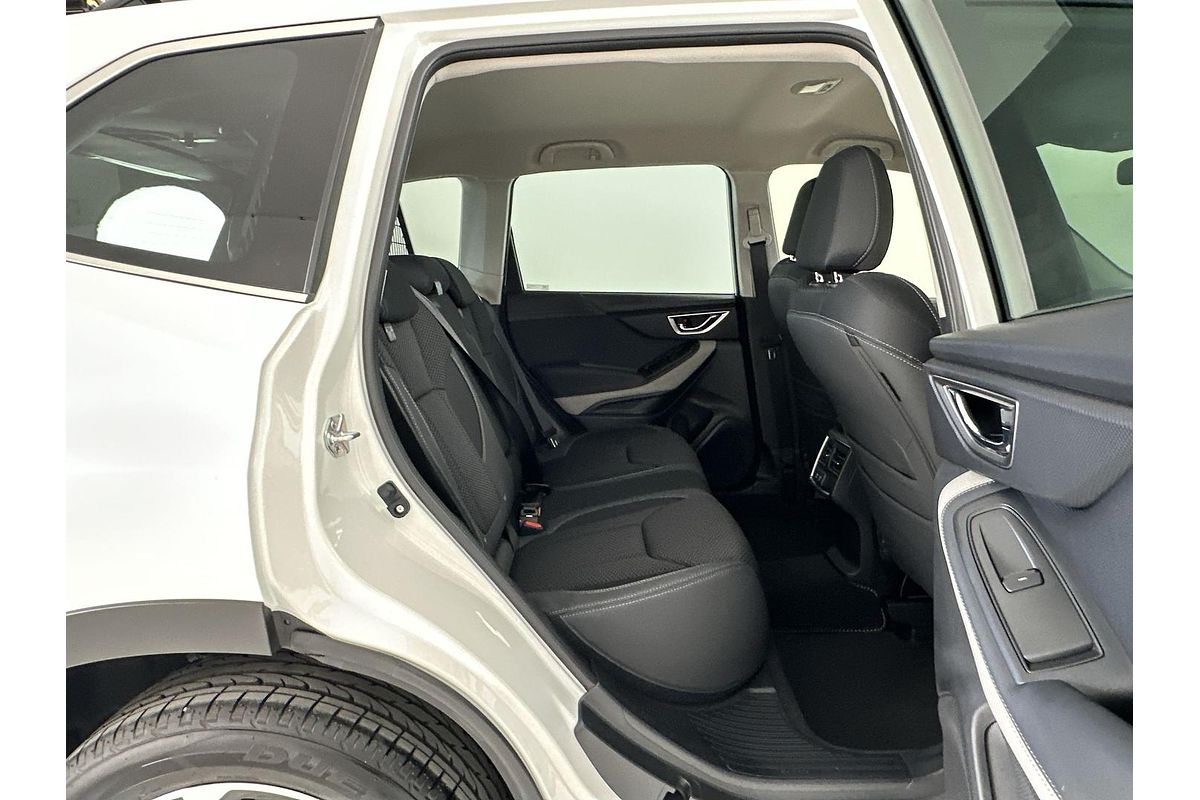 2023 Subaru Forester 2.5i Premium S5