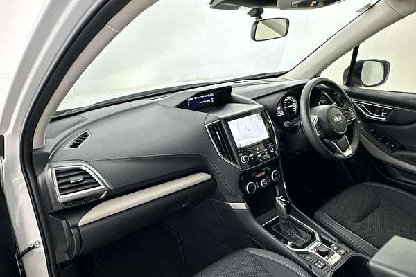 2023 Subaru Forester 2.5i Premium S5