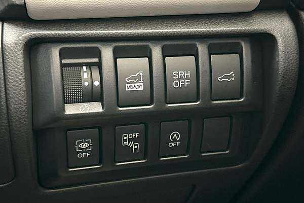2023 Subaru Forester 2.5i Premium S5