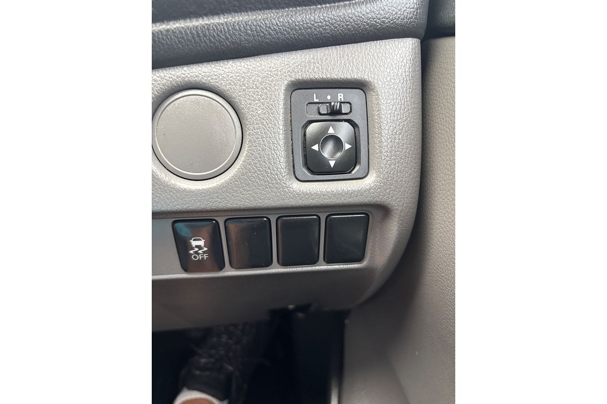 2017 Mitsubishi Triton