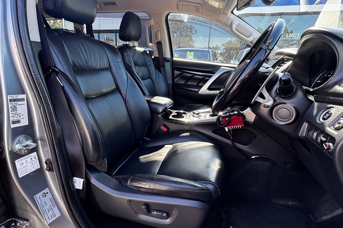 2017 Mitsubishi Pajero Sport GLS QE
