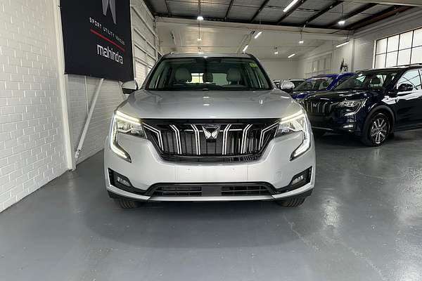 2025 Mahindra XUV700 AX7L