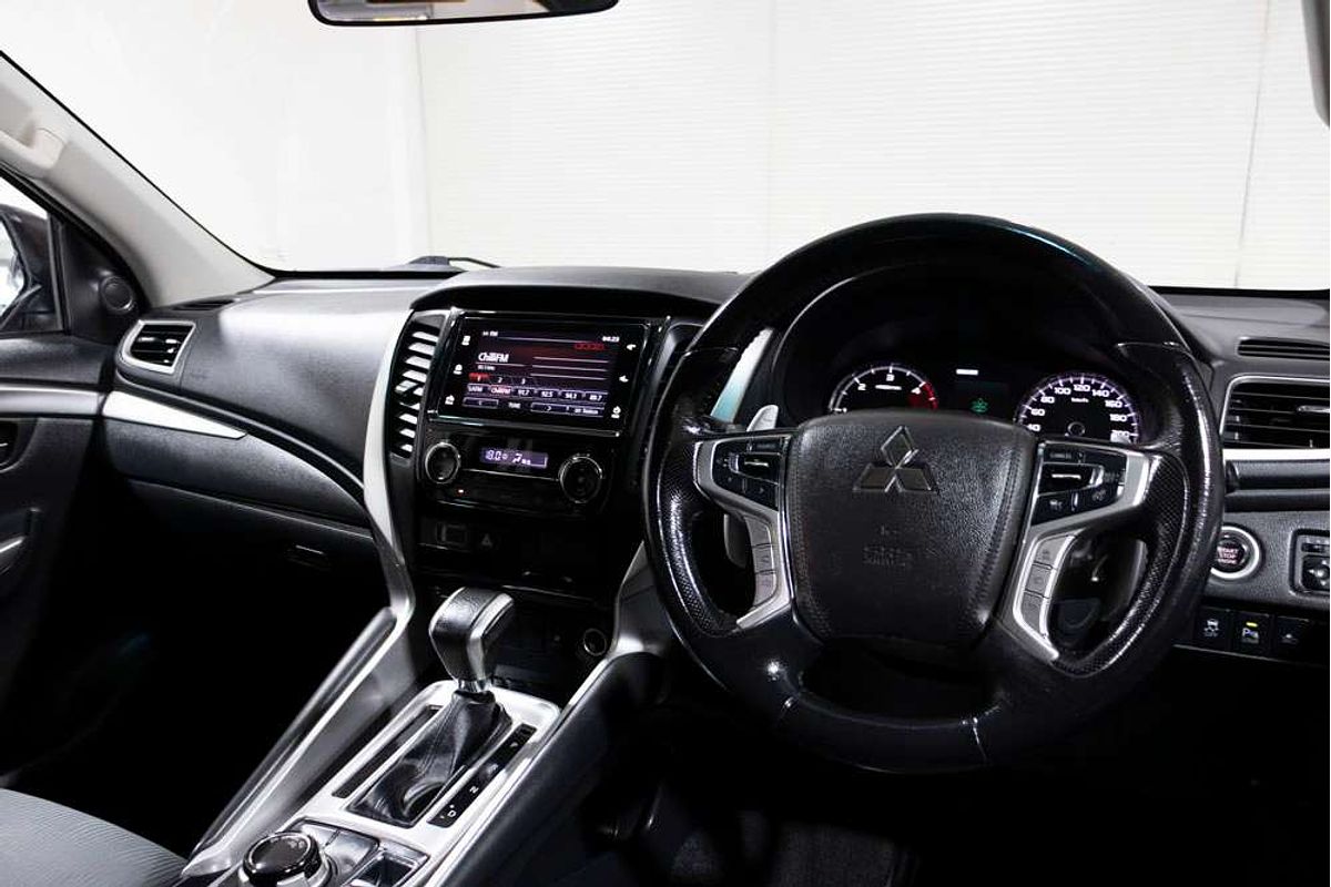 2019 Mitsubishi Pajero Sport GLX QE