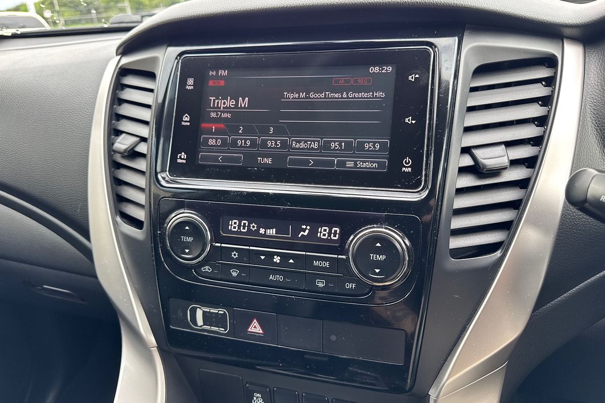 2016 Mitsubishi Pajero Sport GLS QE