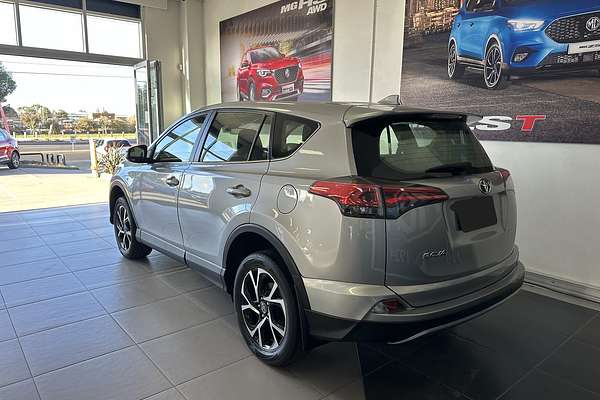 2018 Toyota RAV4 GX ASA44R