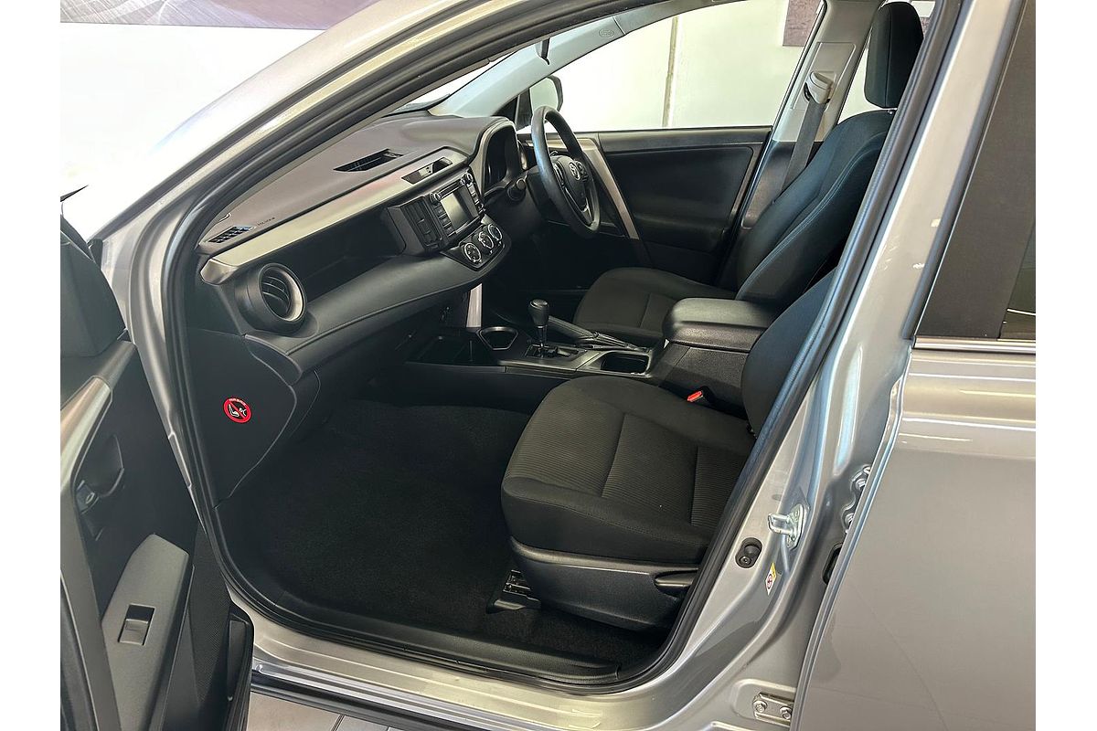 2018 Toyota RAV4 GX ASA44R