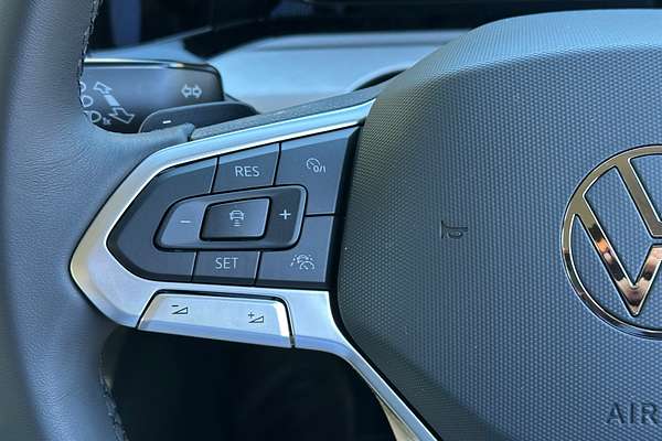 2024 Volkswagen Golf 110TSI Life 8