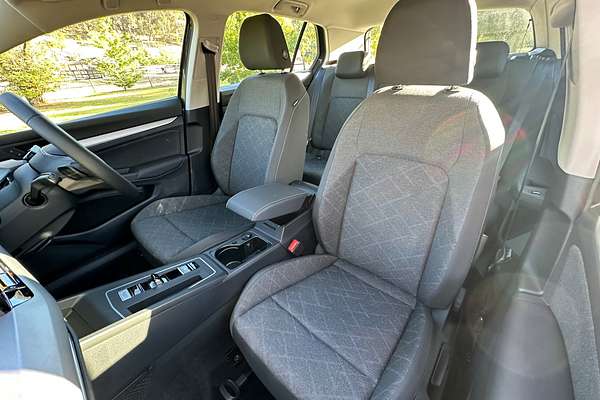 2024 Volkswagen Golf 110TSI Life 8
