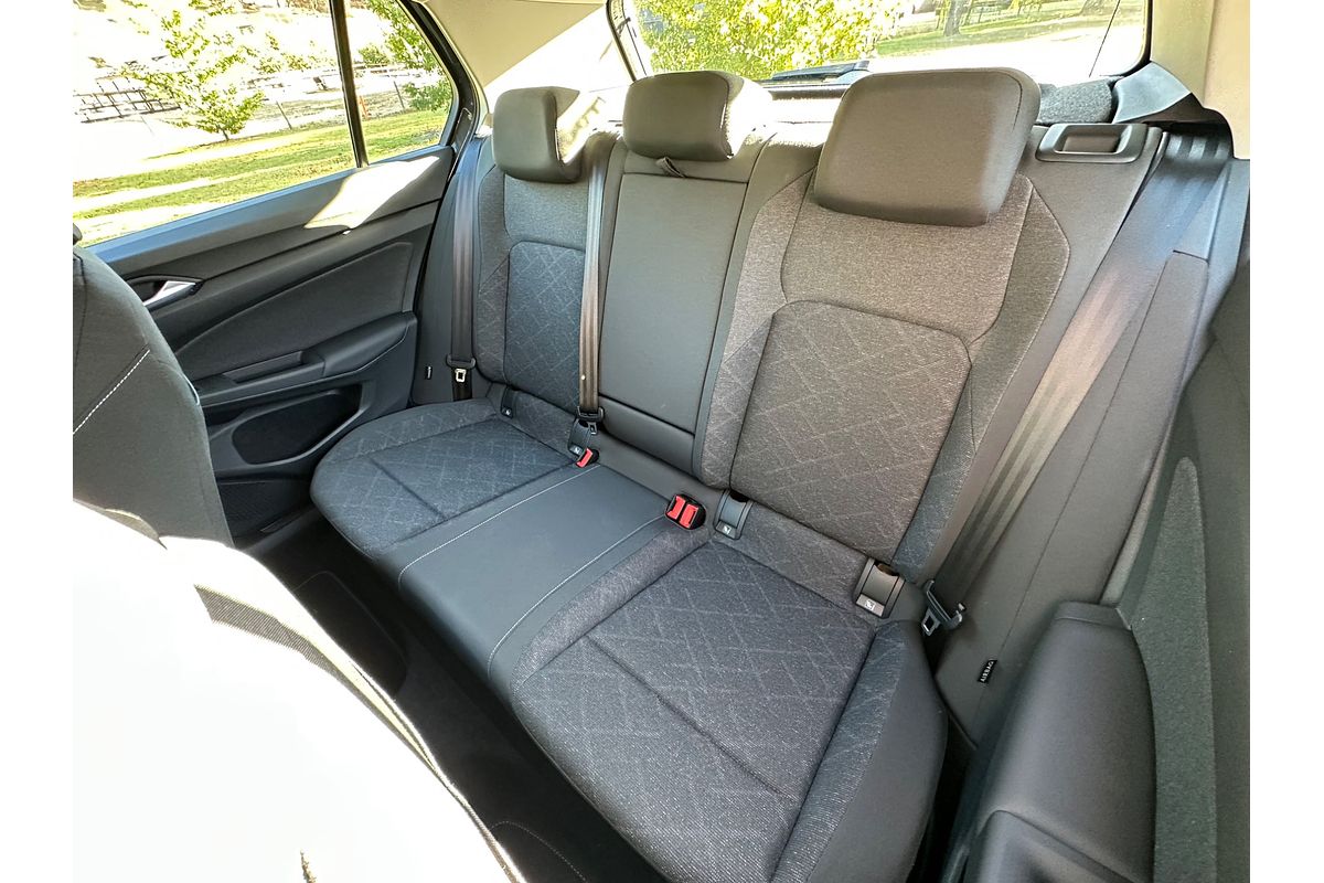 2024 Volkswagen Golf 110TSI Life 8