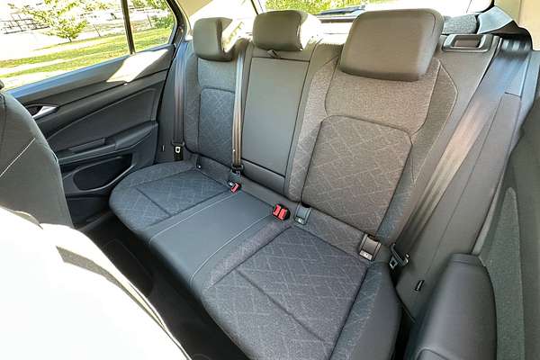 2024 Volkswagen Golf 110TSI Life 8
