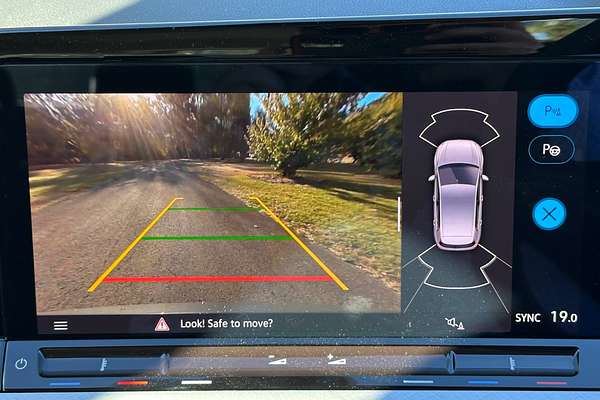 2024 Volkswagen Golf 110TSI Life 8