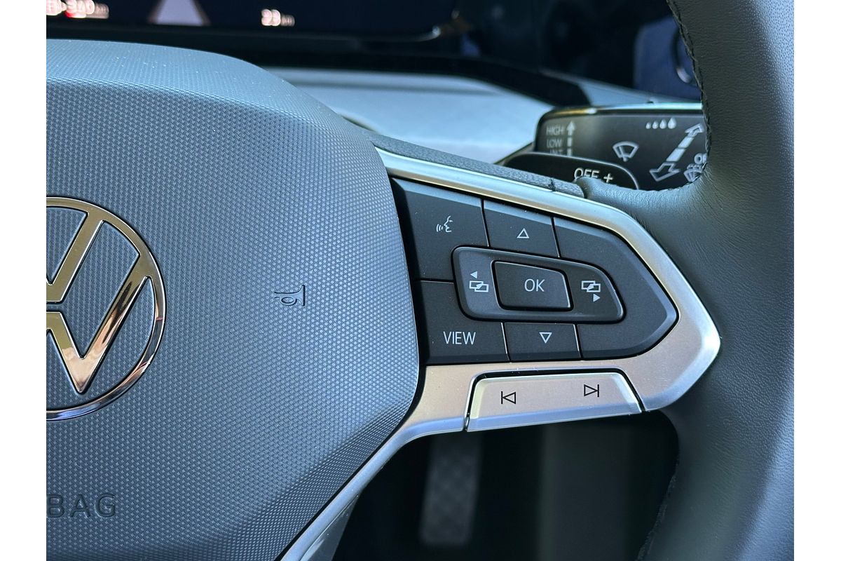 2024 Volkswagen Golf 110TSI Life 8