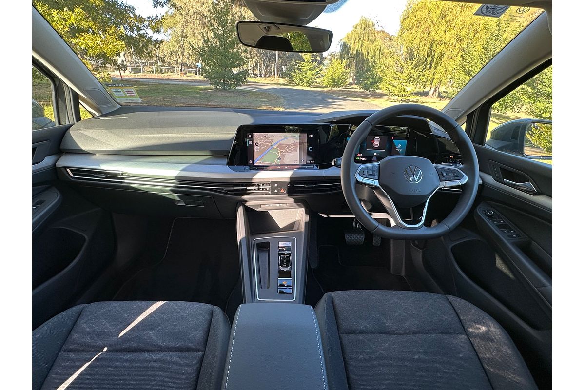 2024 Volkswagen Golf 110TSI Life 8