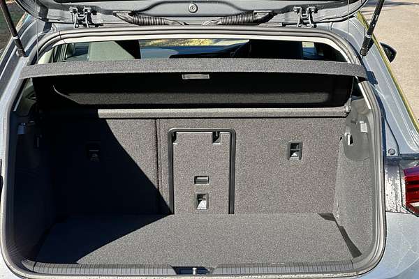2024 Volkswagen Golf 110TSI Life 8