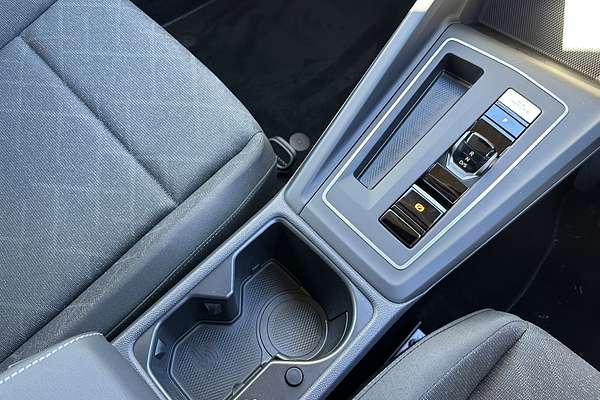 2024 Volkswagen Golf 110TSI Life 8