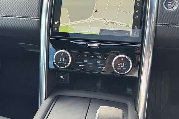 2021 Land Rover Discovery D300 R-Dynamic S Series 5