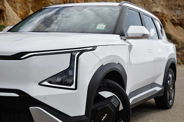 2024 Kia EV5 Air Standard Range OVc